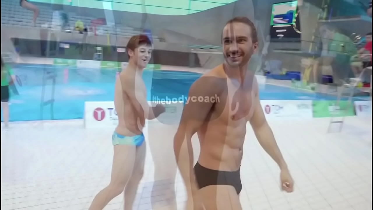 Superhot Trainer Nice Butt In Black Speedos