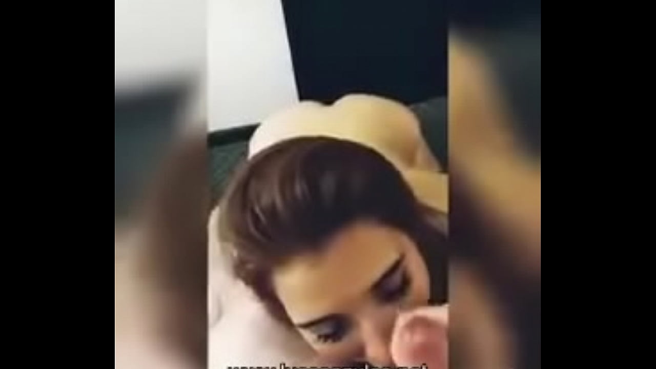 Monterrey whore sucking and eating milk