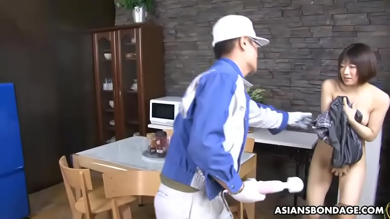 Asian babe fucking