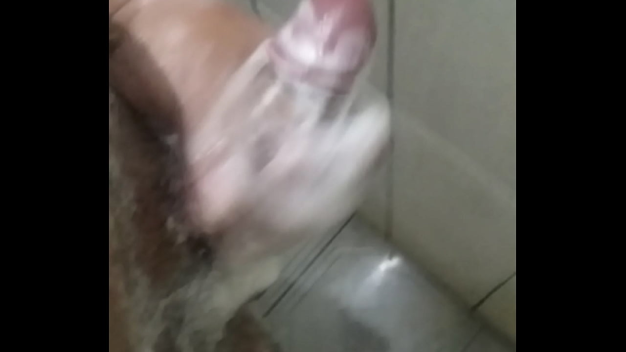 Pau gostoso no banho