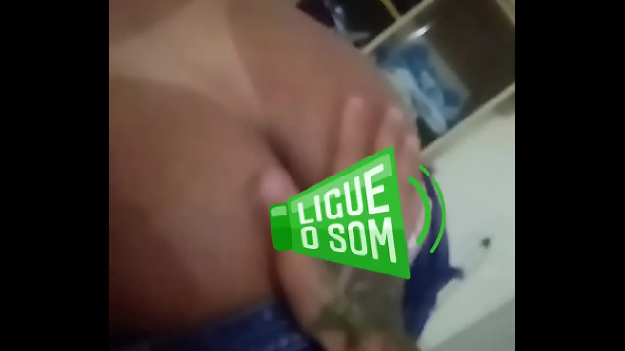 Tapa na bunda não dói , mas é bom