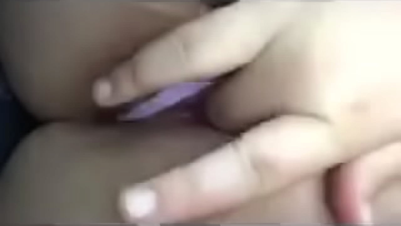 Finger that pussy