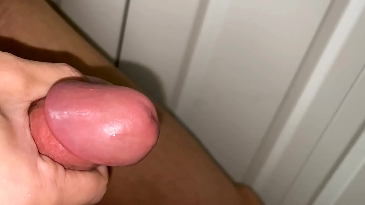 Closeup cumshot video taking number04