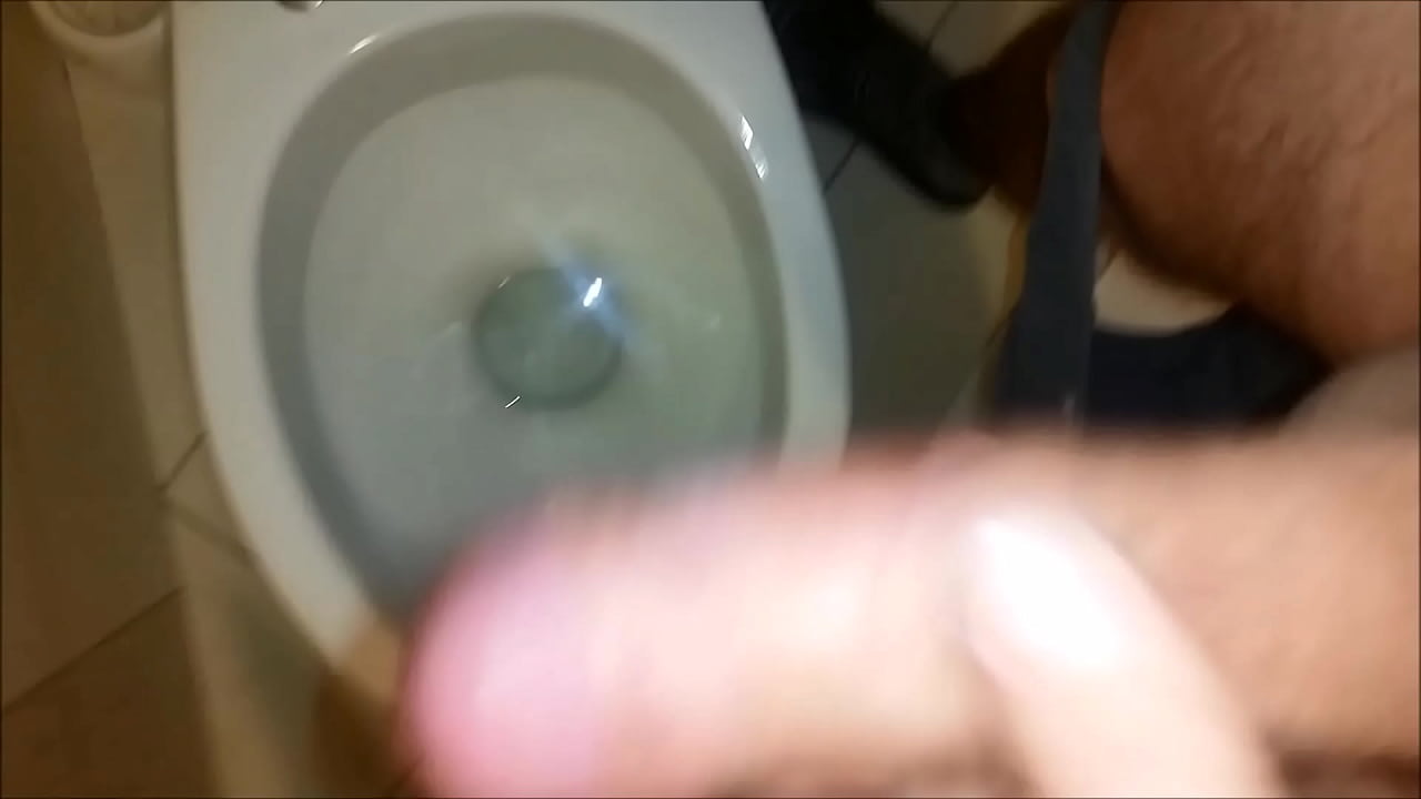 Teen solo cuming in bath