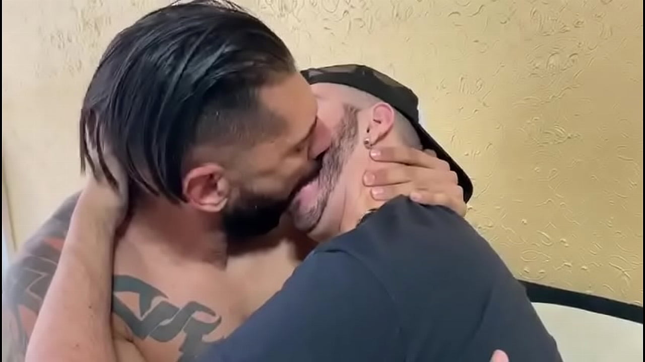 muito beijo e sexo gostoso