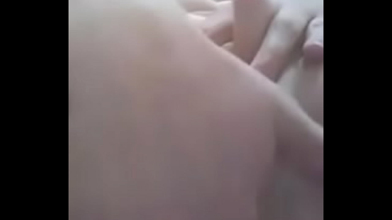 wife fingering