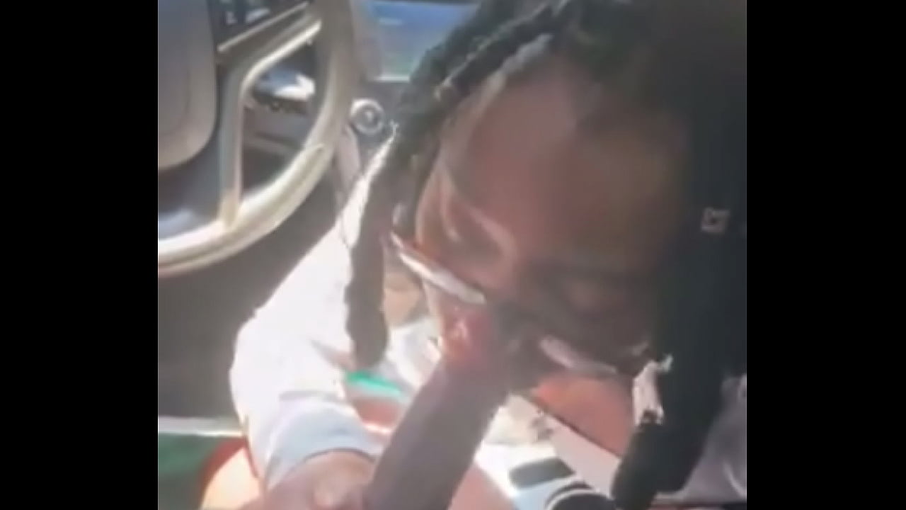 Throat fucking in car