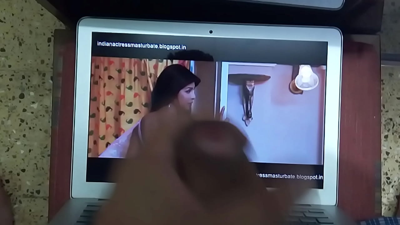 Horny Indian Guy Cum Tributes p. Chopra ;)