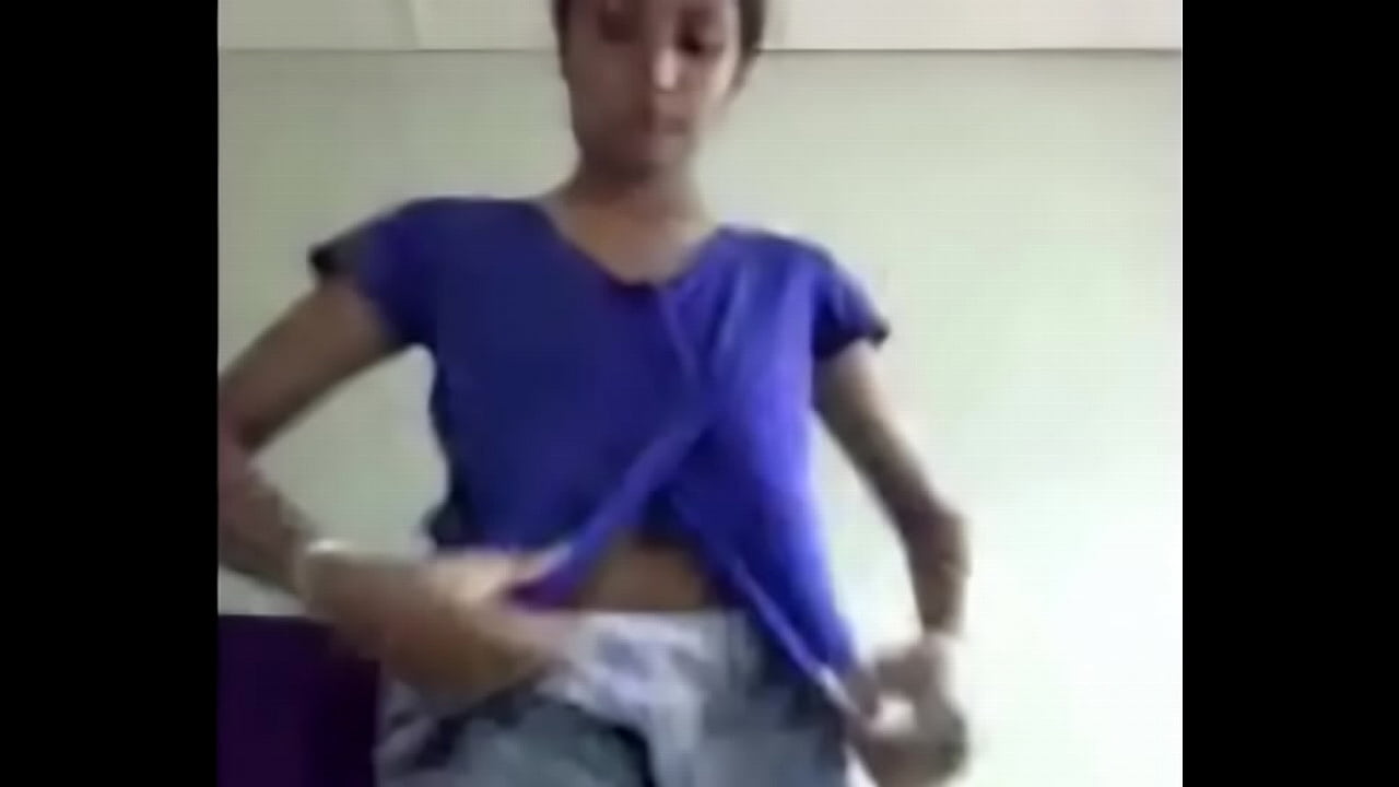 indian girl boobs show