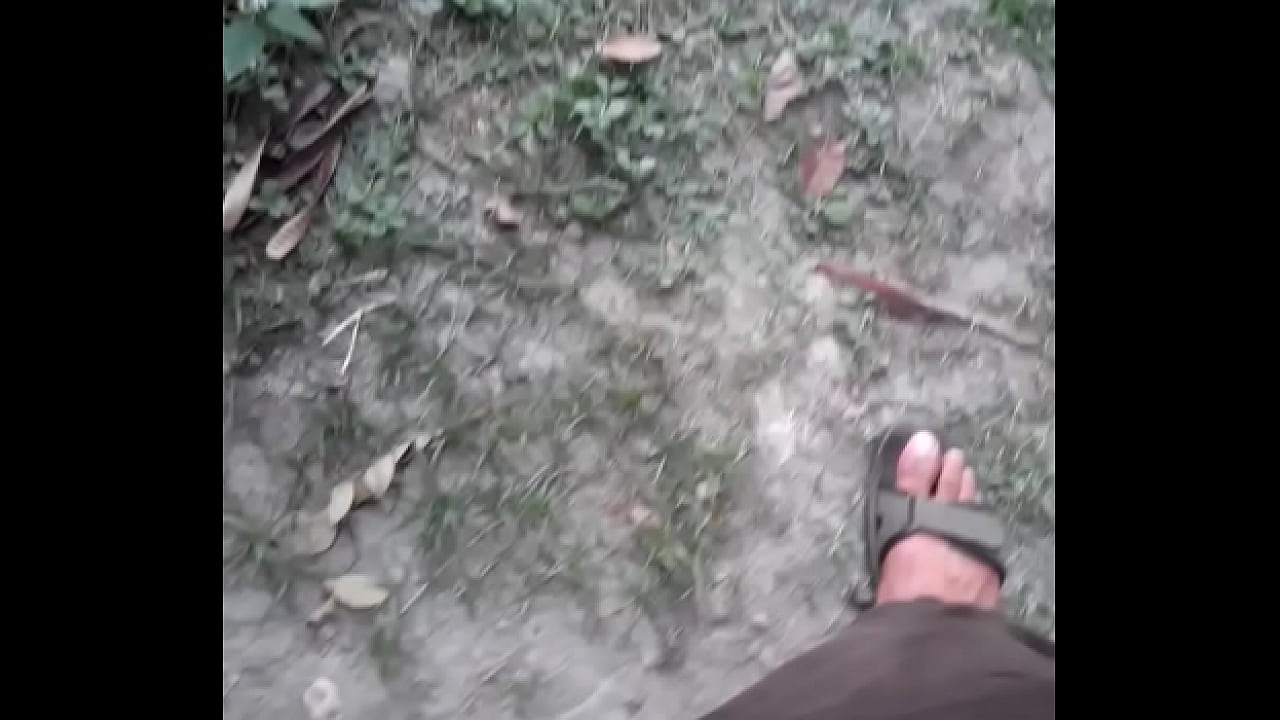 Outdoor Indian Cock jerk and flash