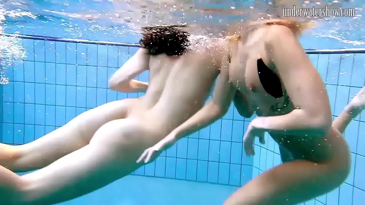 Watch them hottest babes underwater super sexy