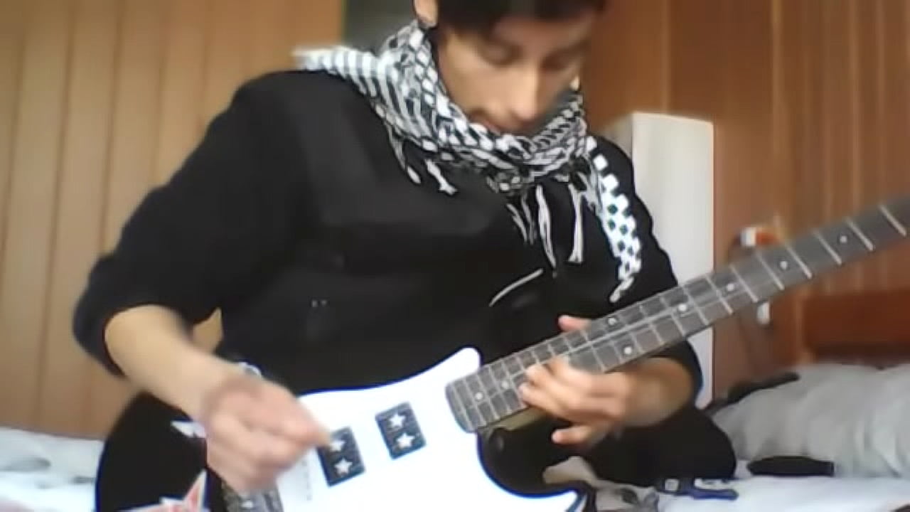 mi cover solo  de guitar aburrido en casa