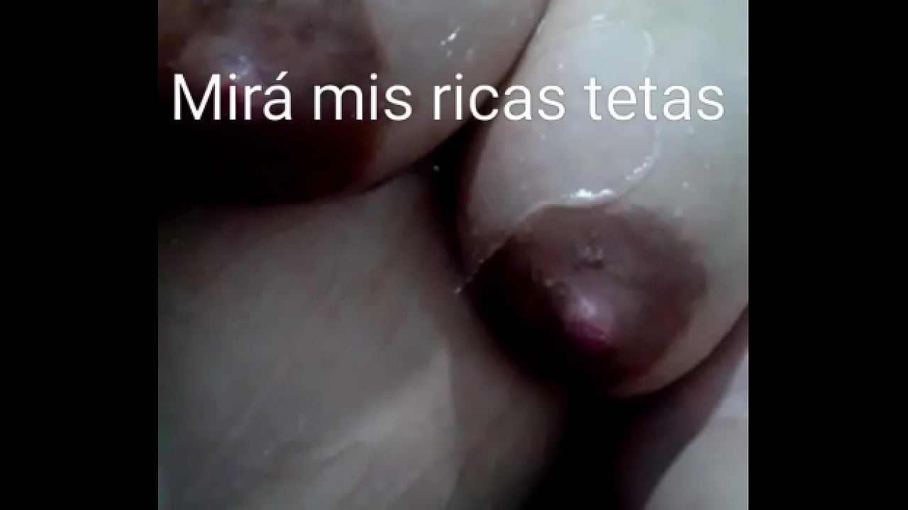 Las tetas lunaabril