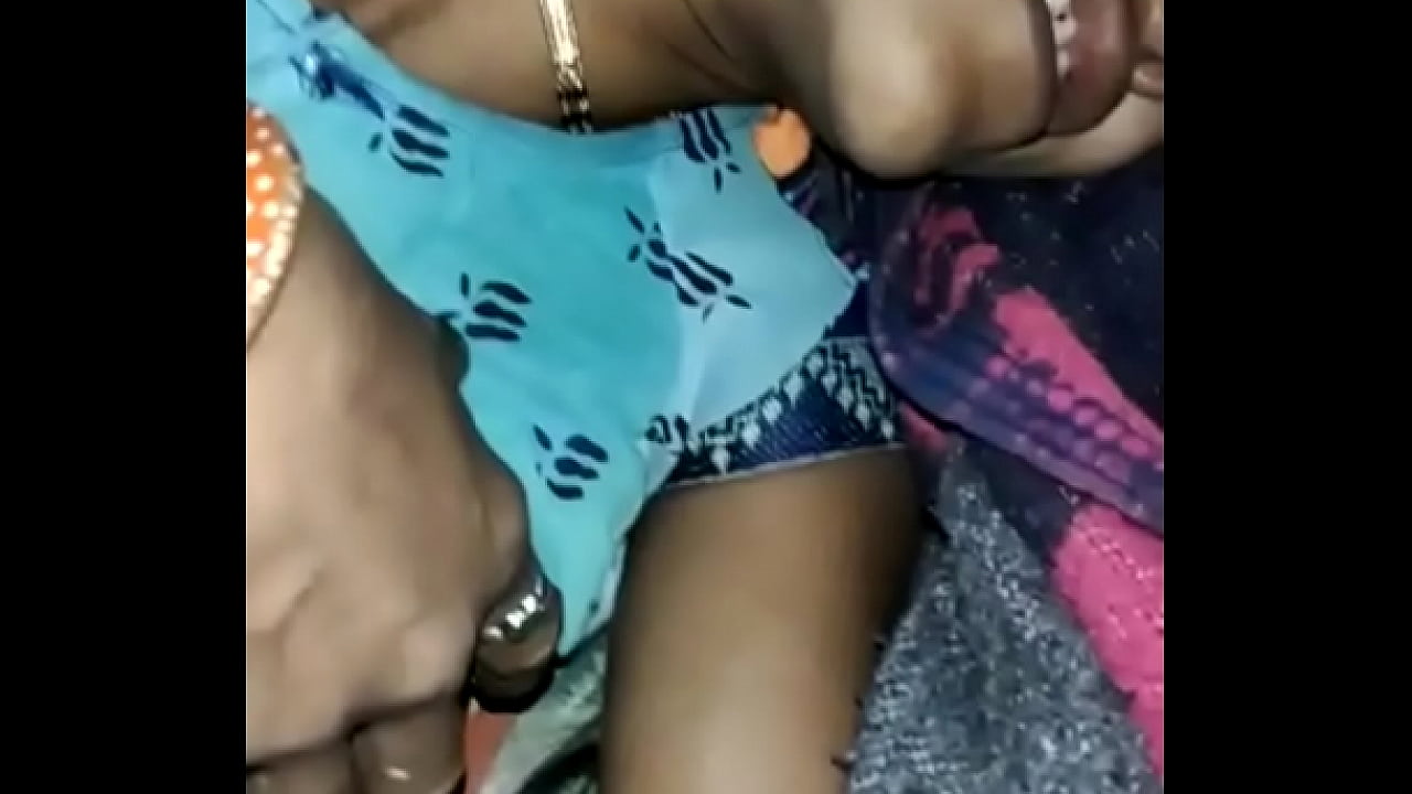 Indian hindu boy fuck his girlfriend. Tg:- @DesiKoko       jaldi aa jao