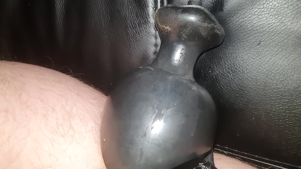 buttplug out my asshole