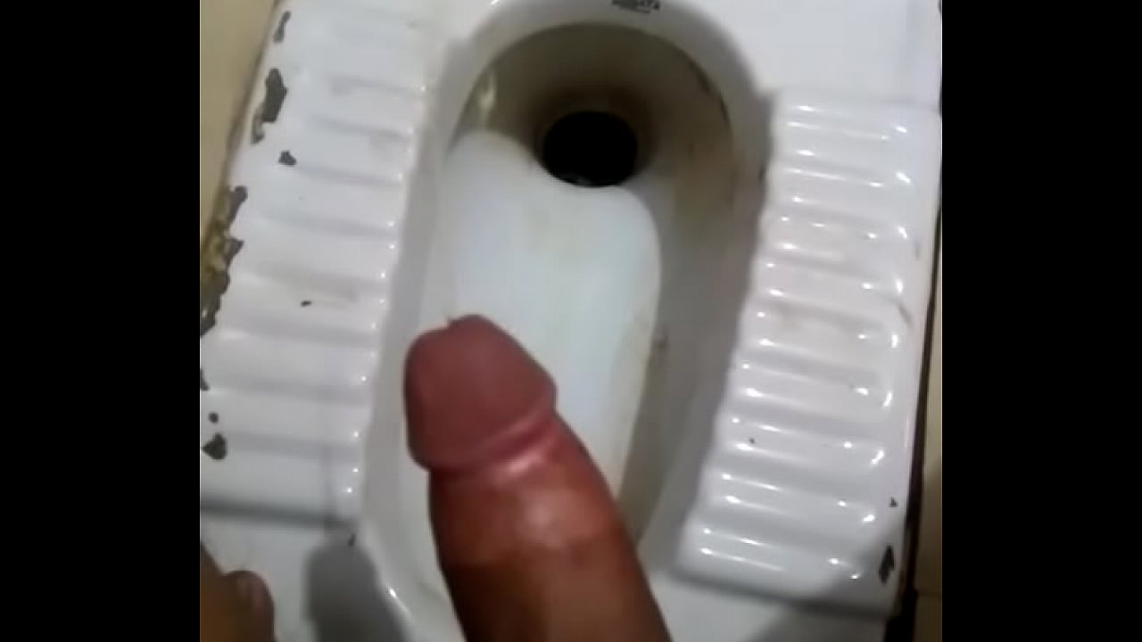 pissin after masturbating is so relaxing