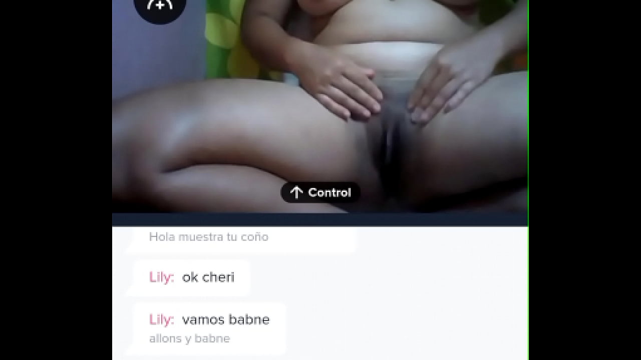 videollamada con francesa muy rico