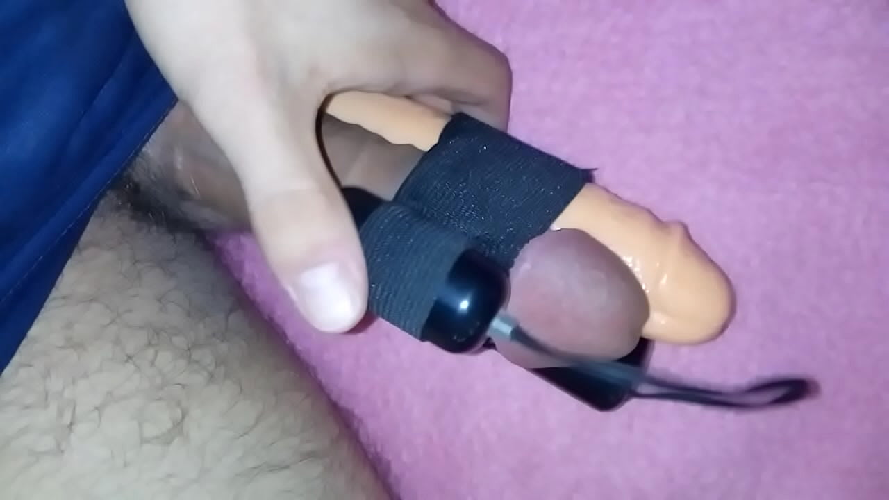 Vibratiors makes my cock happy