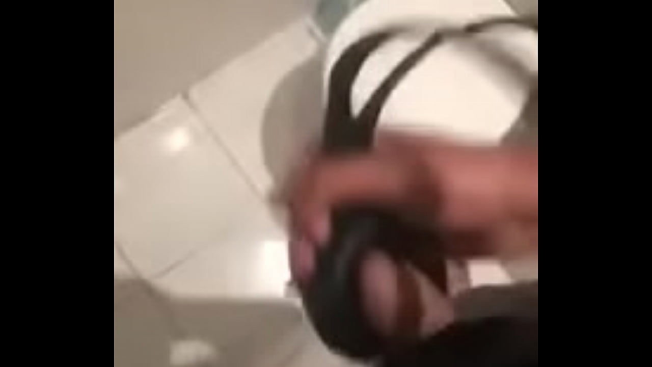 Cumming In headset