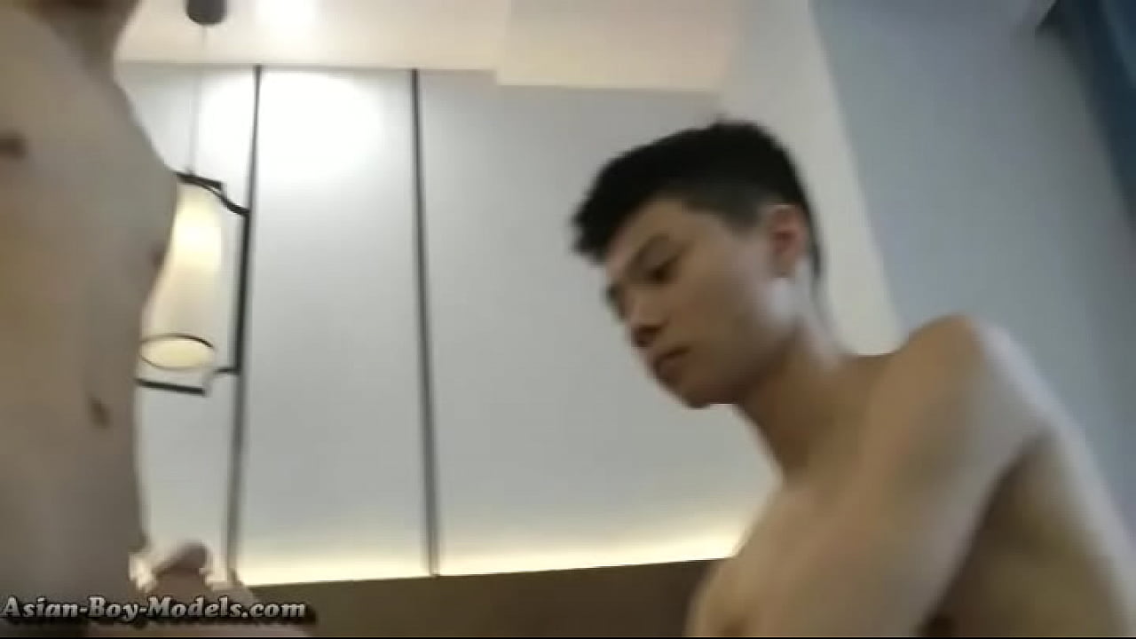 Straight Chinese Boyz Blowjobs