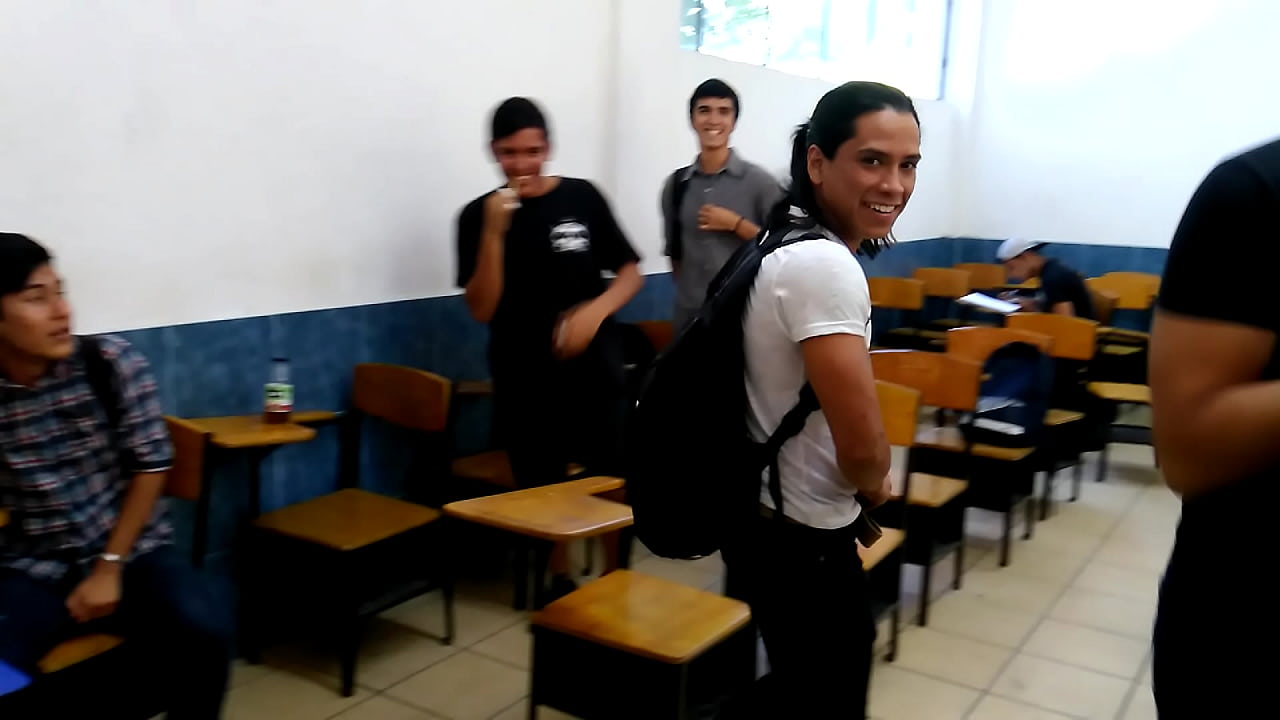 orgia en escuela