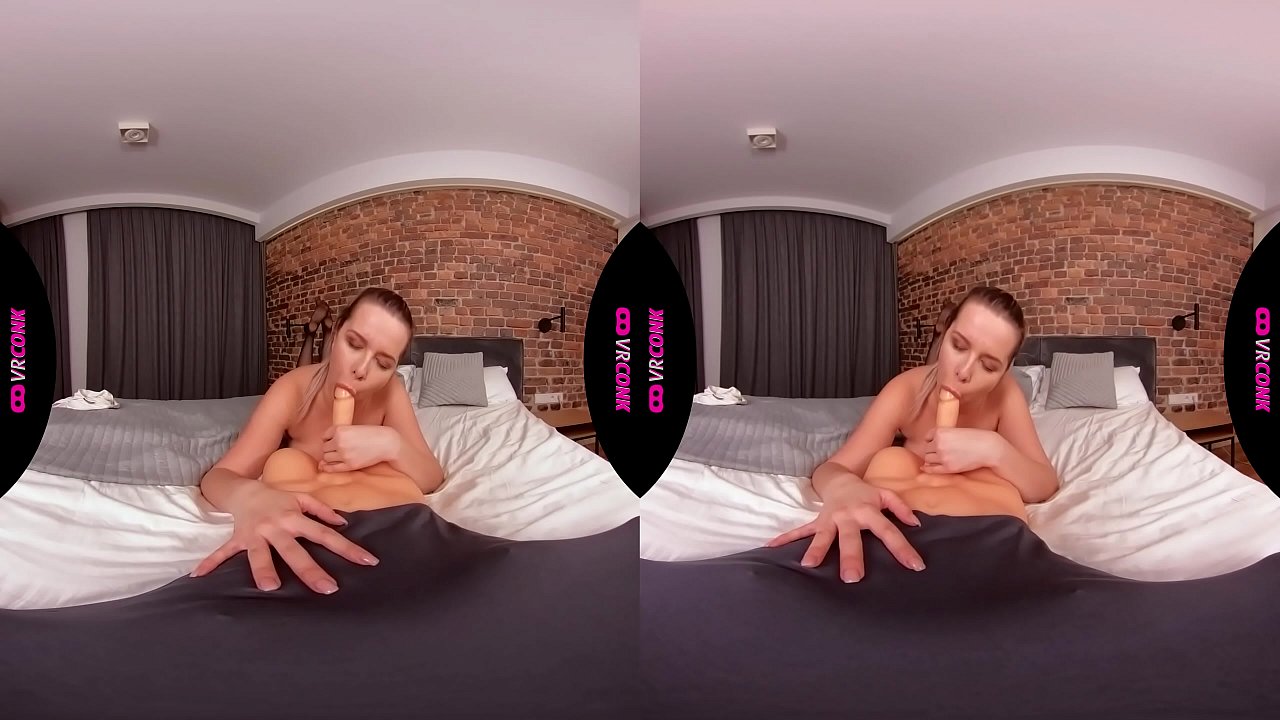 VRConk Chubby babe is getting experience from playing with sex toy