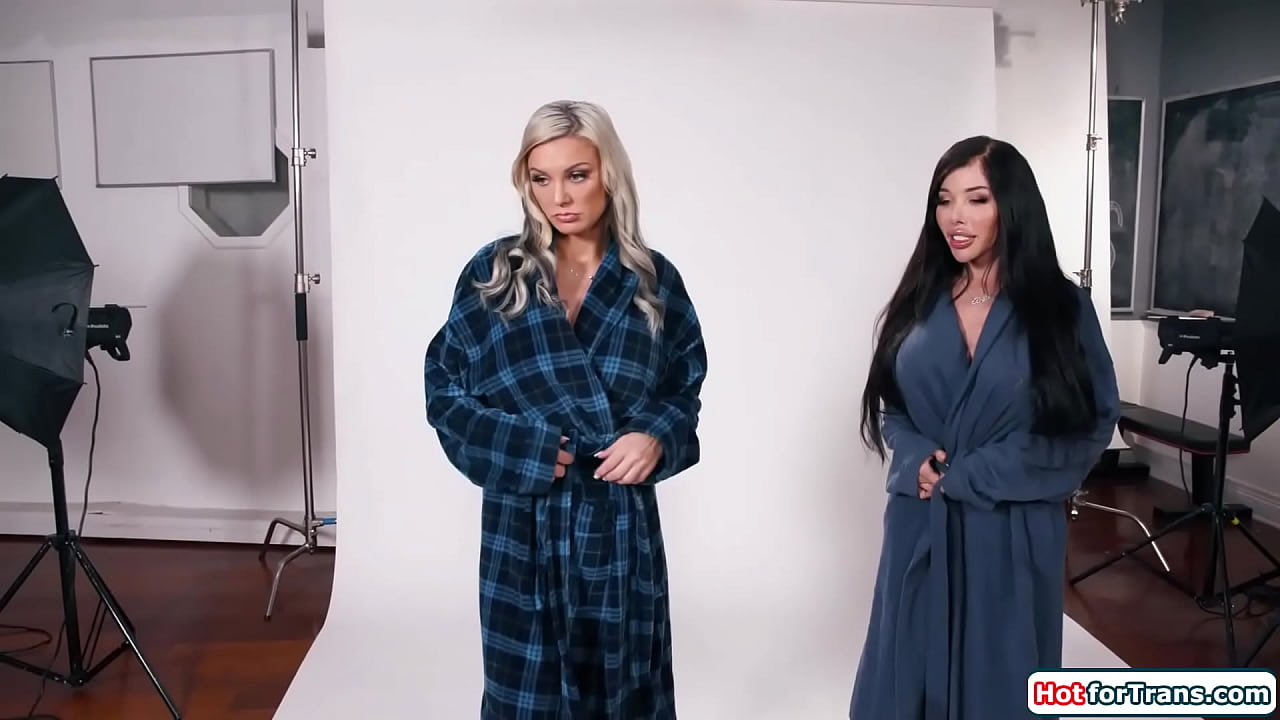 Big tits tgirl Brittney Kade drops her robe to fuck her busty milf fellow model Kenzie Taylor.The shemales kissed and deepthroat facefucks the blonde