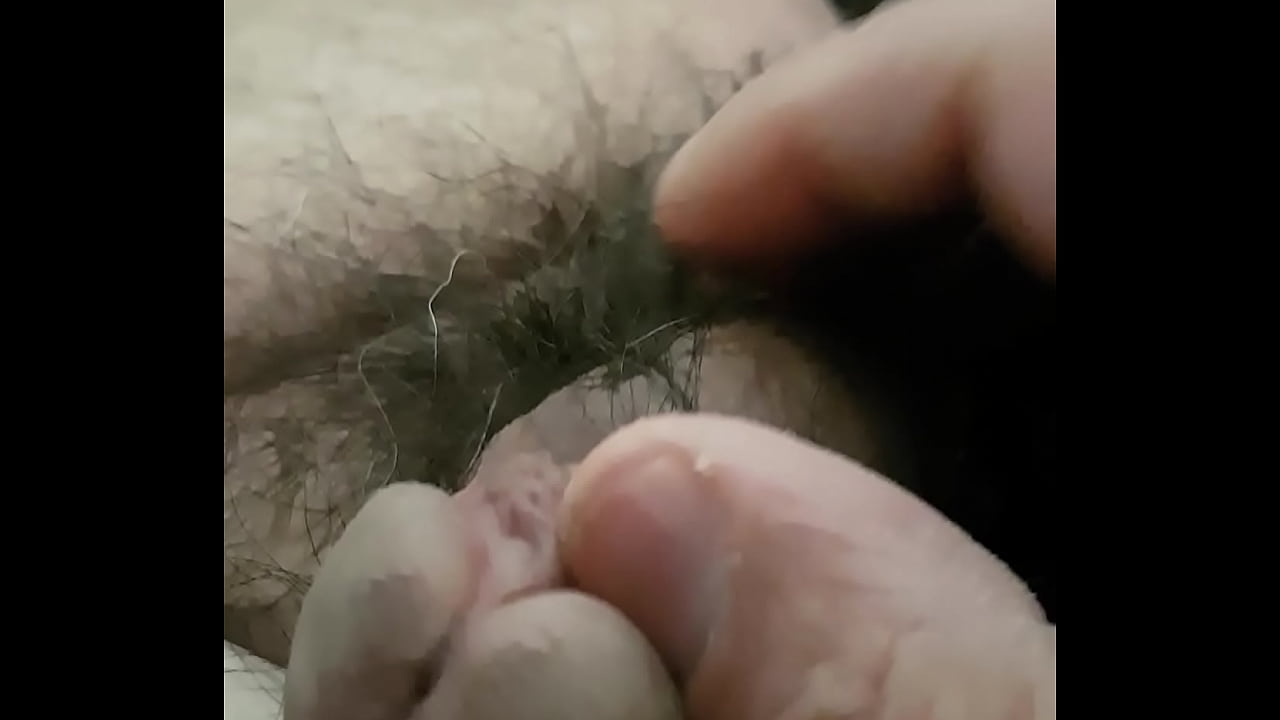 My pulling my tiny dick till i cum