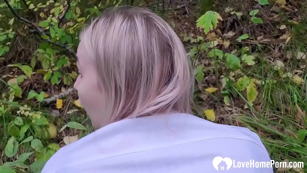 I got to fuck a naughty babe in the woods while we were hiking.