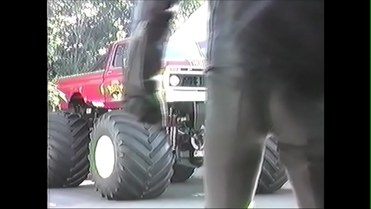 SUPER LEATHERMAN - WORLD'S BIGGEST COCK