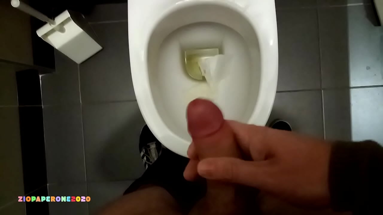 I squirt my sperm in a public toilet after pissing