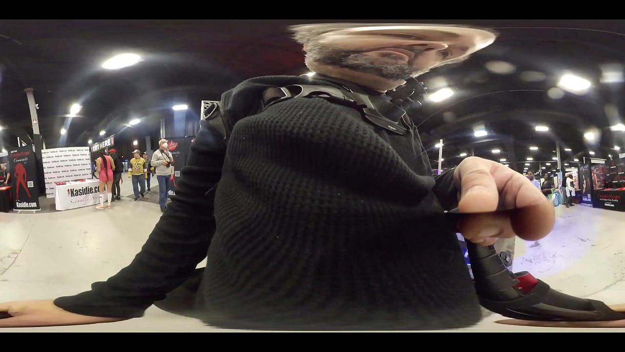 dancers at convention in virtual reality