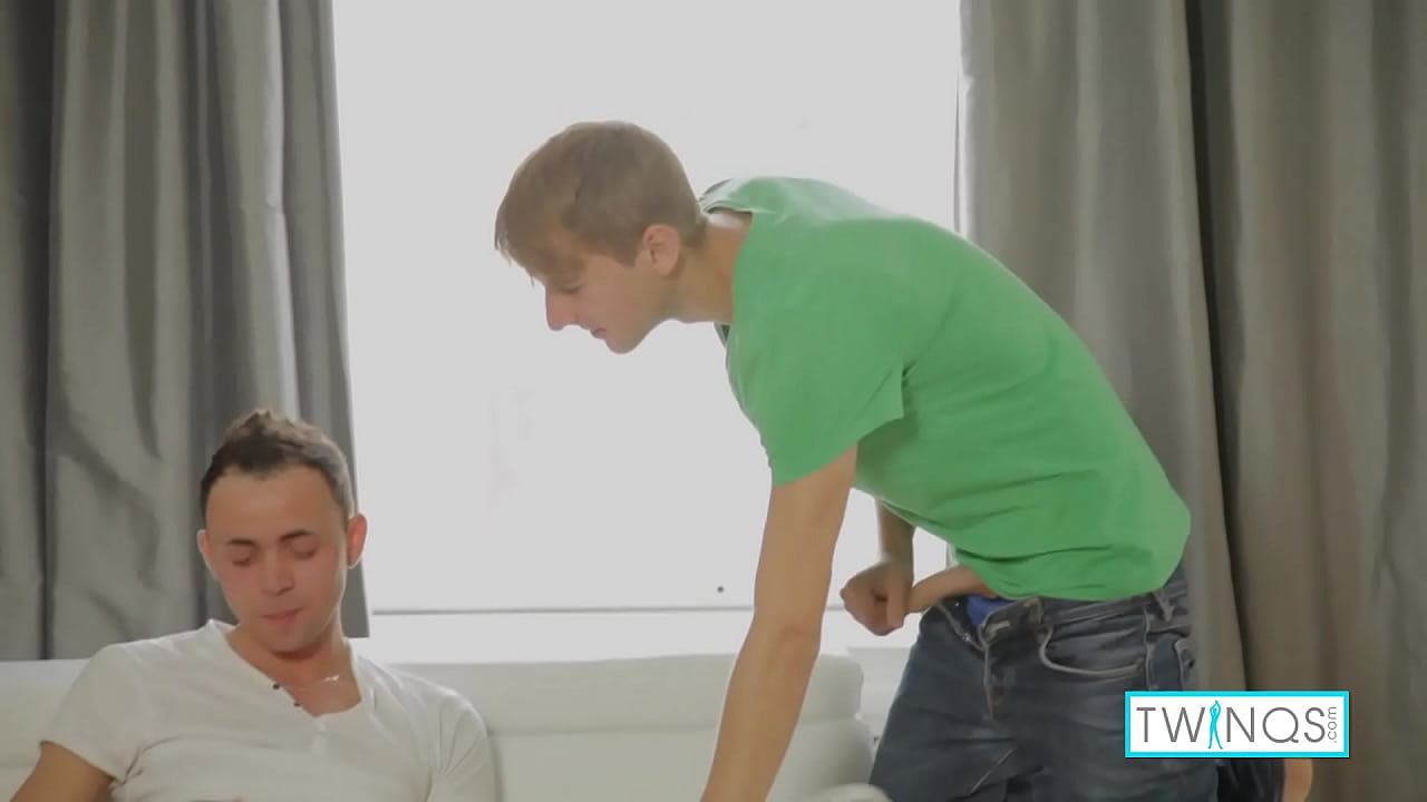 Andrew's cowboy skills are fucking great... watch him getting on top of his boyfriend Owen after had taken his long dick deeply inside his tight anus. Full Video at TwinQs Official website