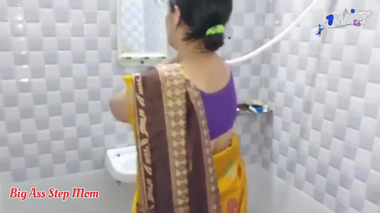 Indian Bhabhi Fuck By Lover On Anniversary