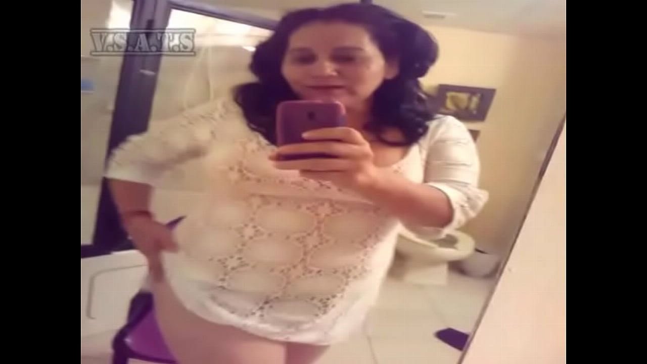 La madura mas puta de mexico -manda vídeo a su amante 2016