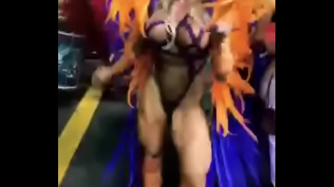 Juju salimeni safada no carnaval