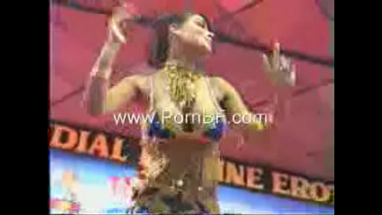 Beautiful Indian Babe Strips in very Sexy and Hot Belly Dance