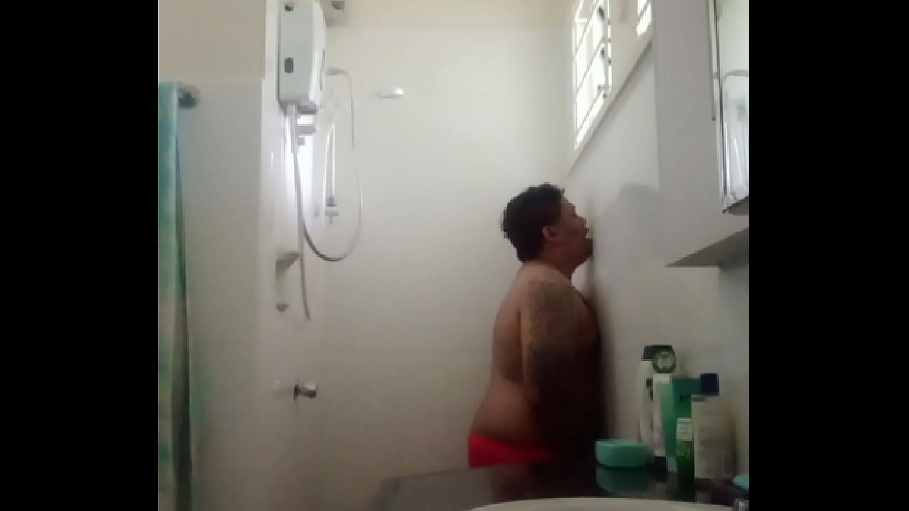 Brij Shower Wanking