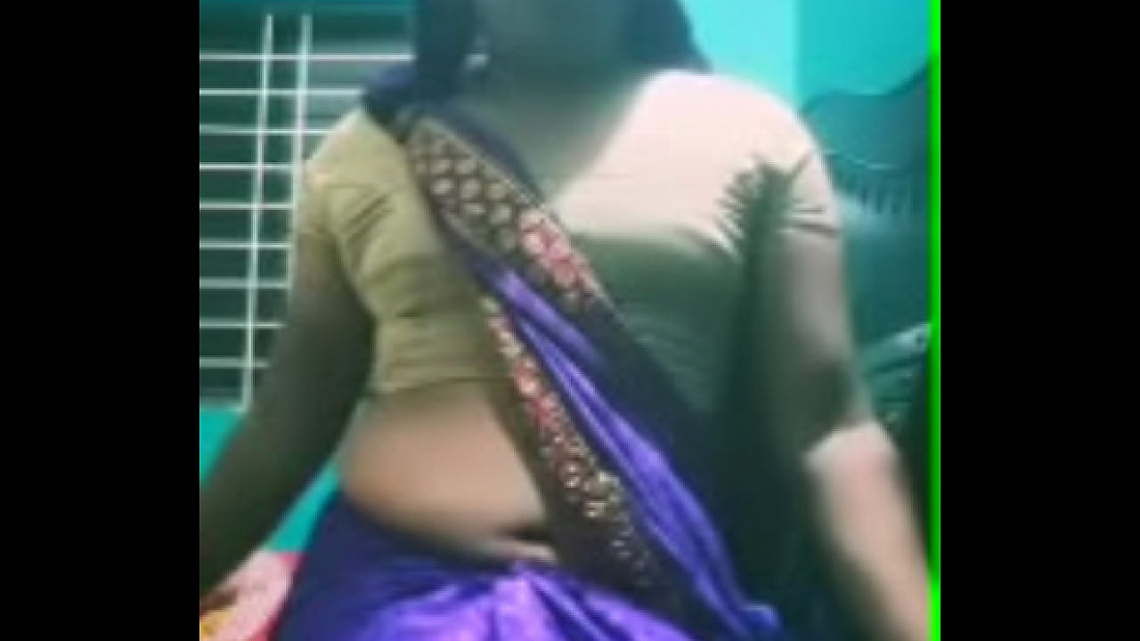 Epic saree navel