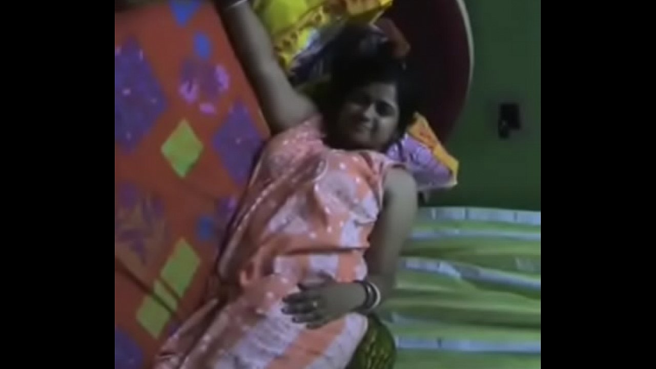 Bengali bhabhi nighty  show