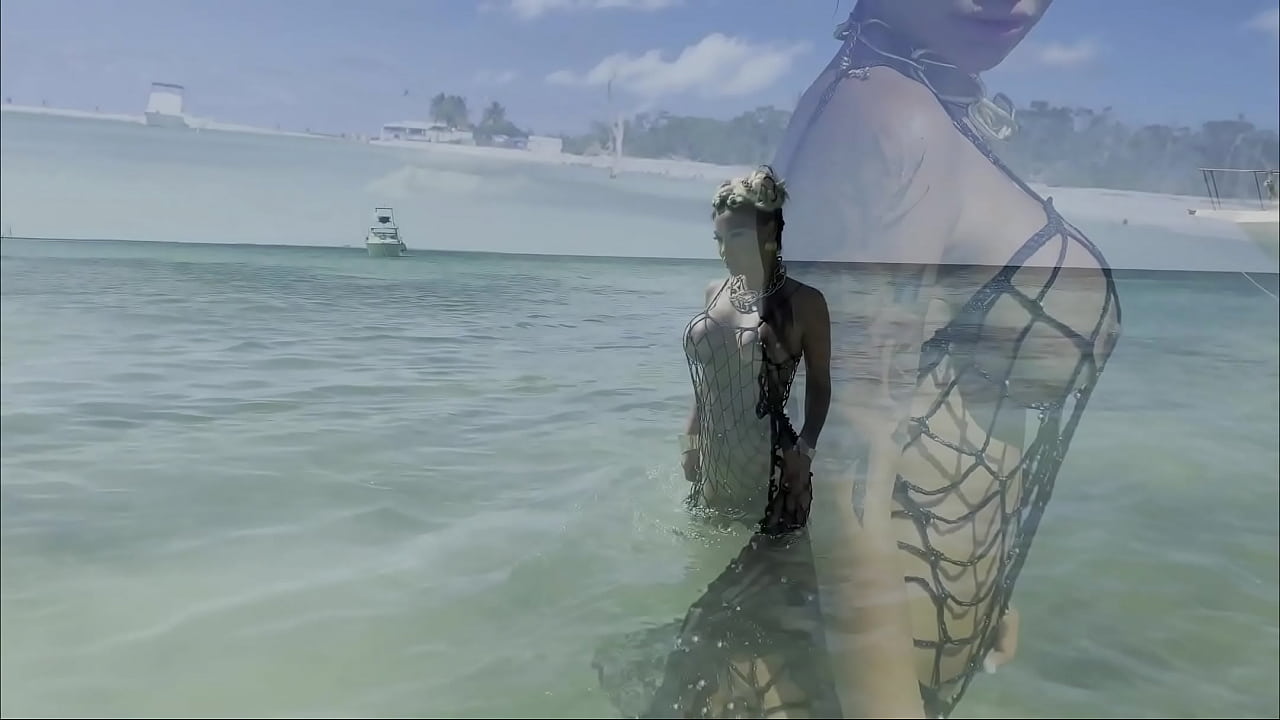 Monika Fox Swims Naked In Atlantic Ocean & Pees On Beach (Free)