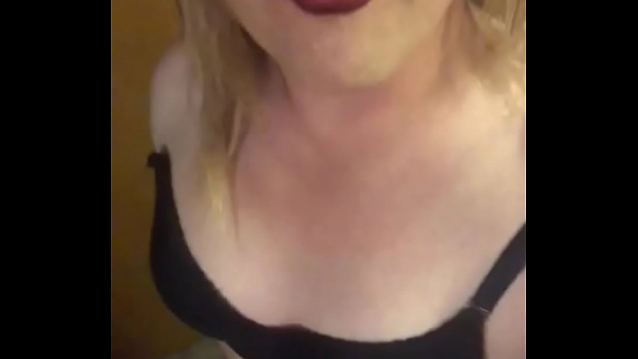 Stephanie Clover horny trans