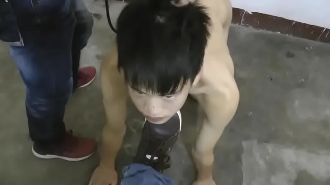 Smooth Asian Slave Doggy Trainning