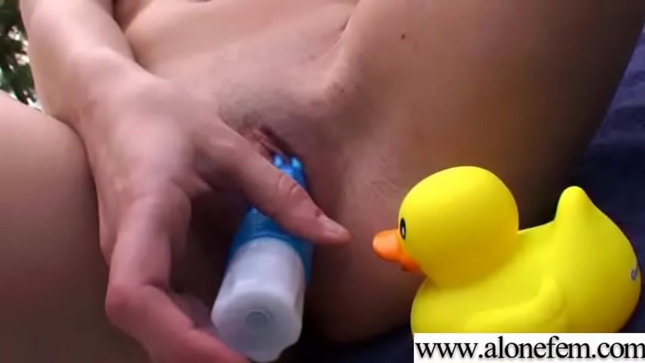 Sex Toys And Dildos Use Teen Girl To Masturbate vid-14