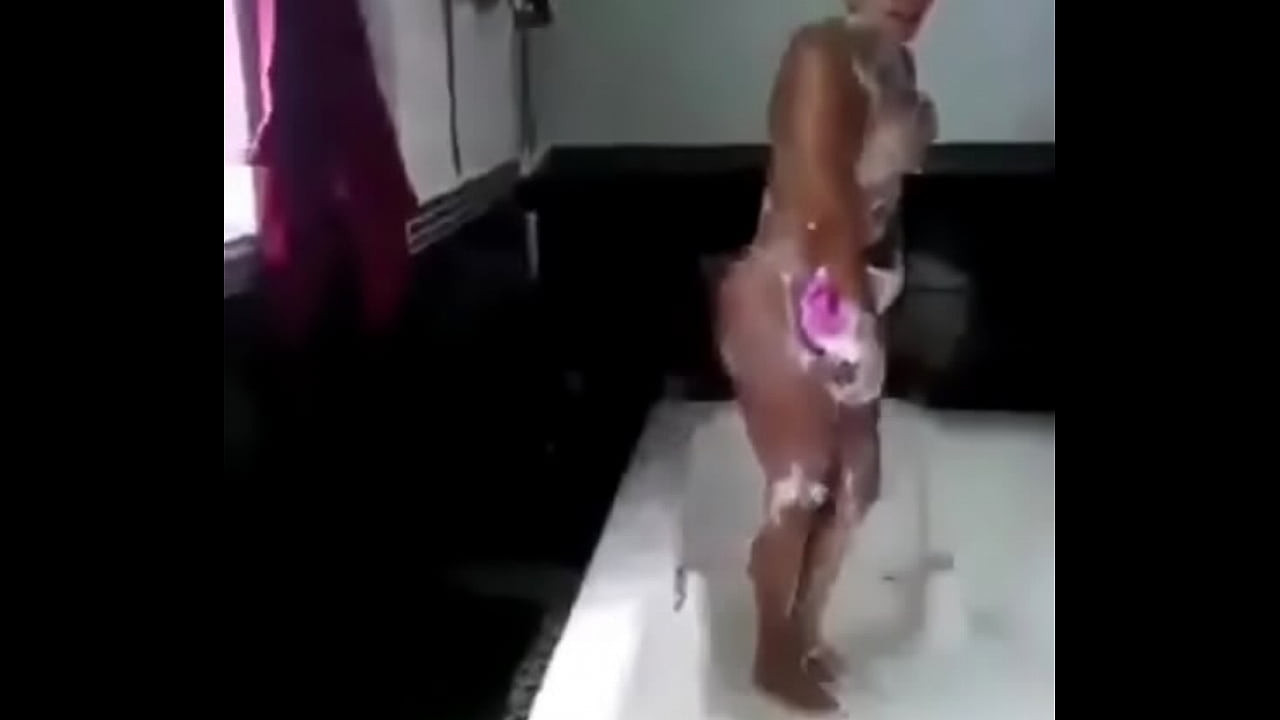 Jueza venezolana milf chavista perrita