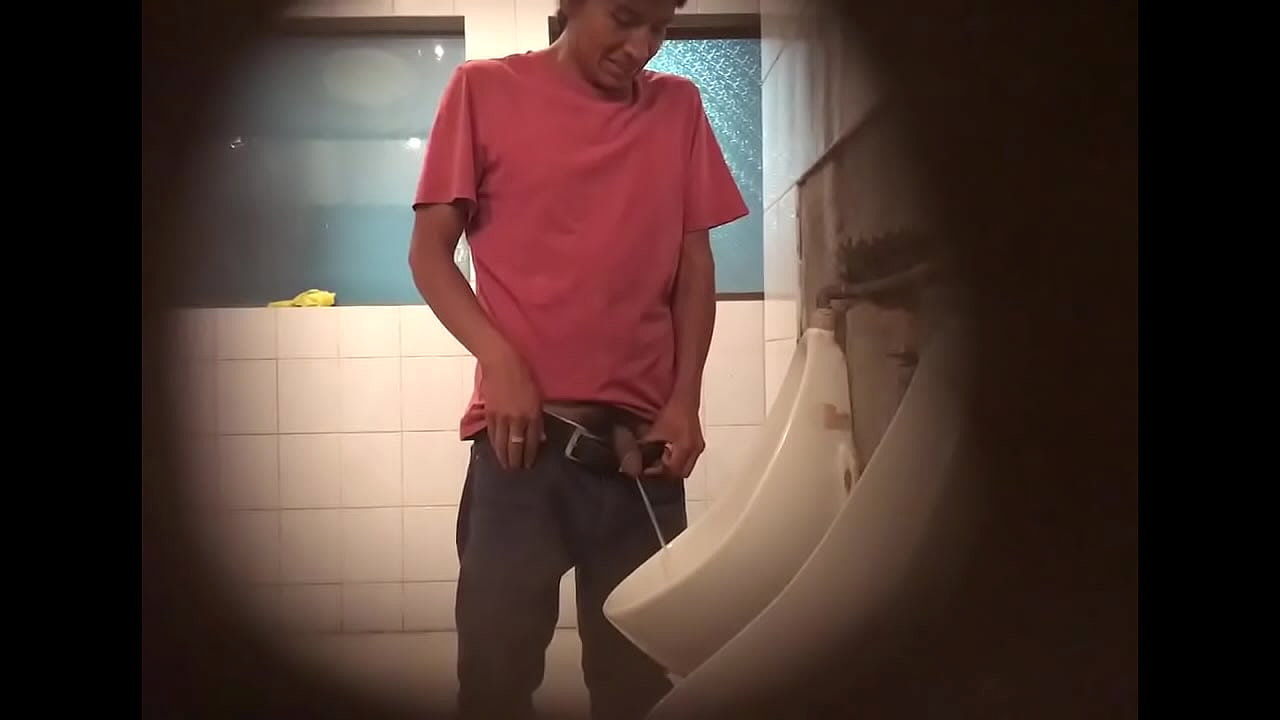 pissing