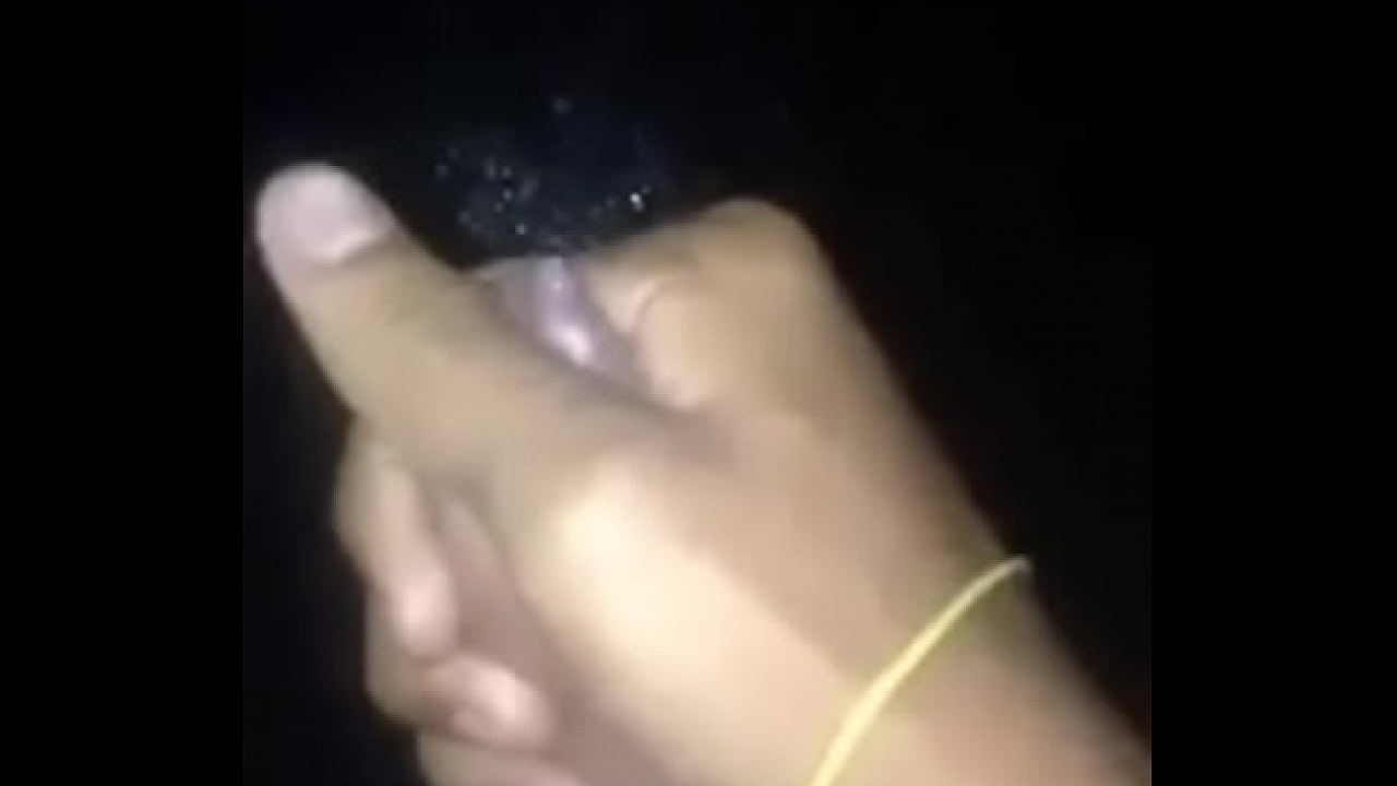 Me hago pasar por chica y me pasa video de paja