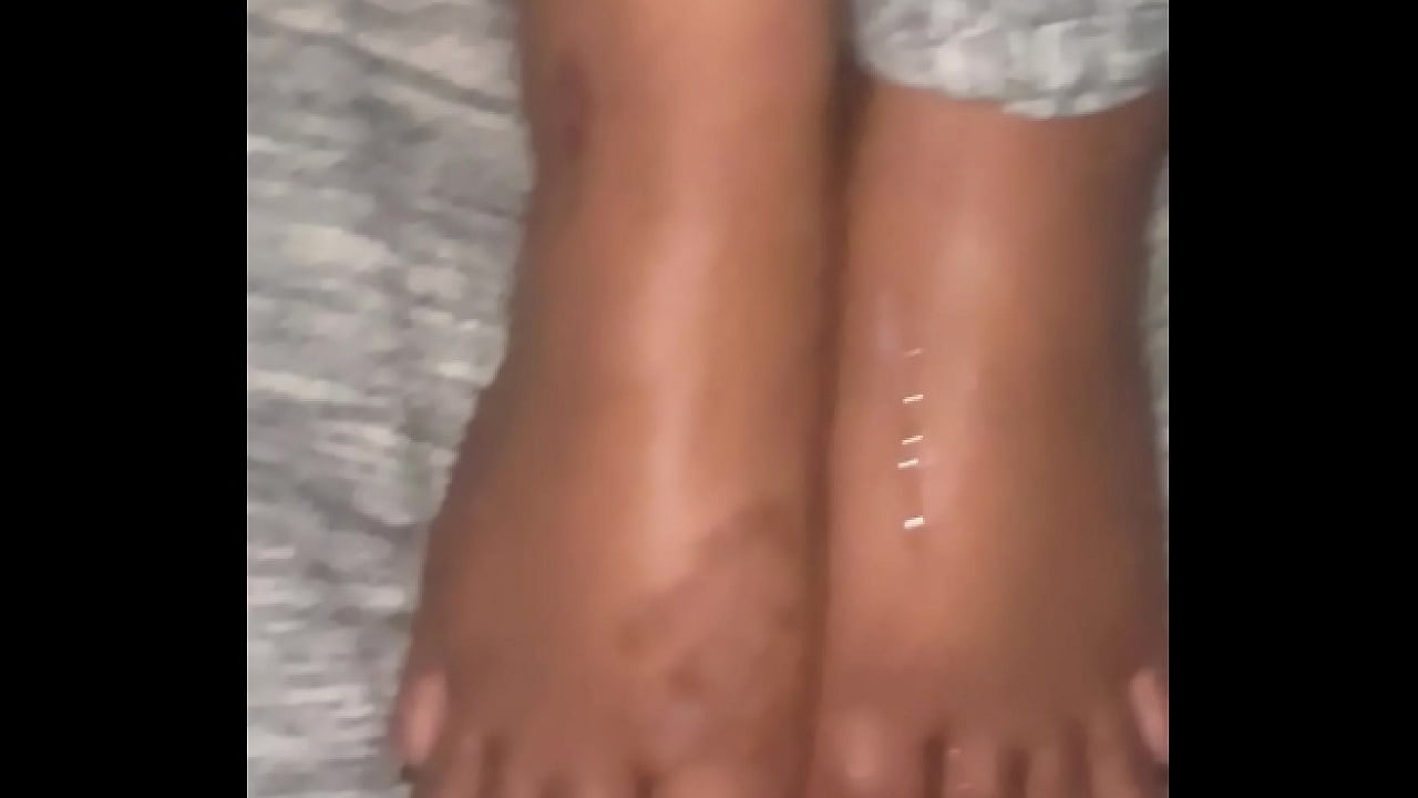 Huge cumshot on feet