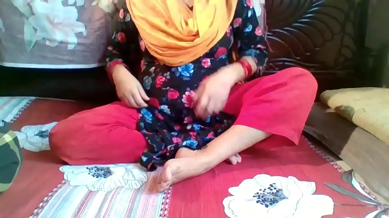 Maid recorded while fingering