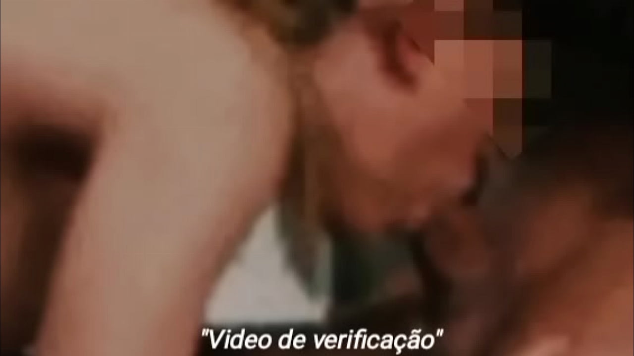 Amo fazer sexo explicito